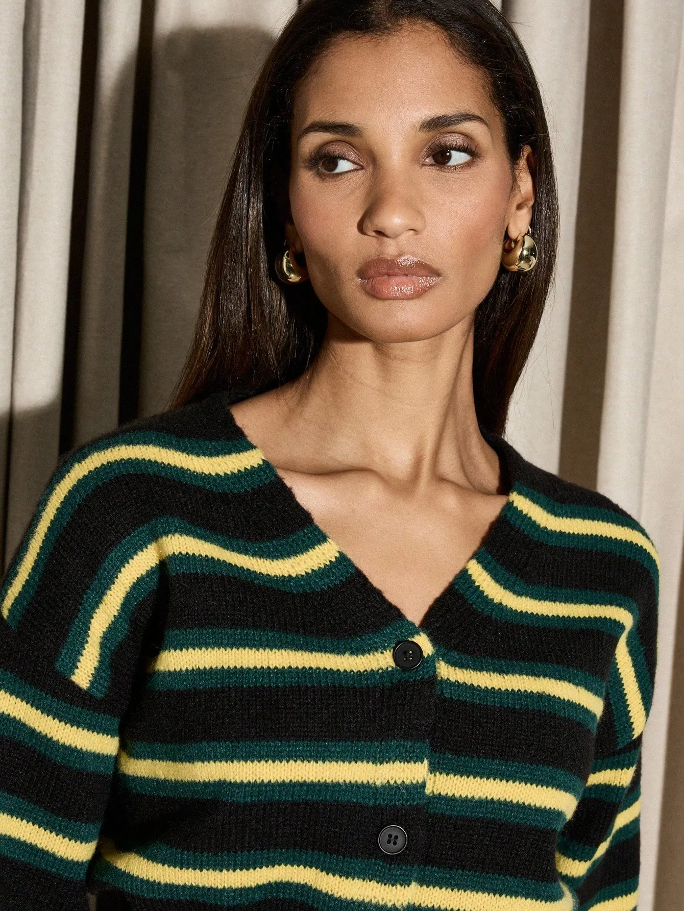 AiiRZ V Neck Stripe Knit Cardigan