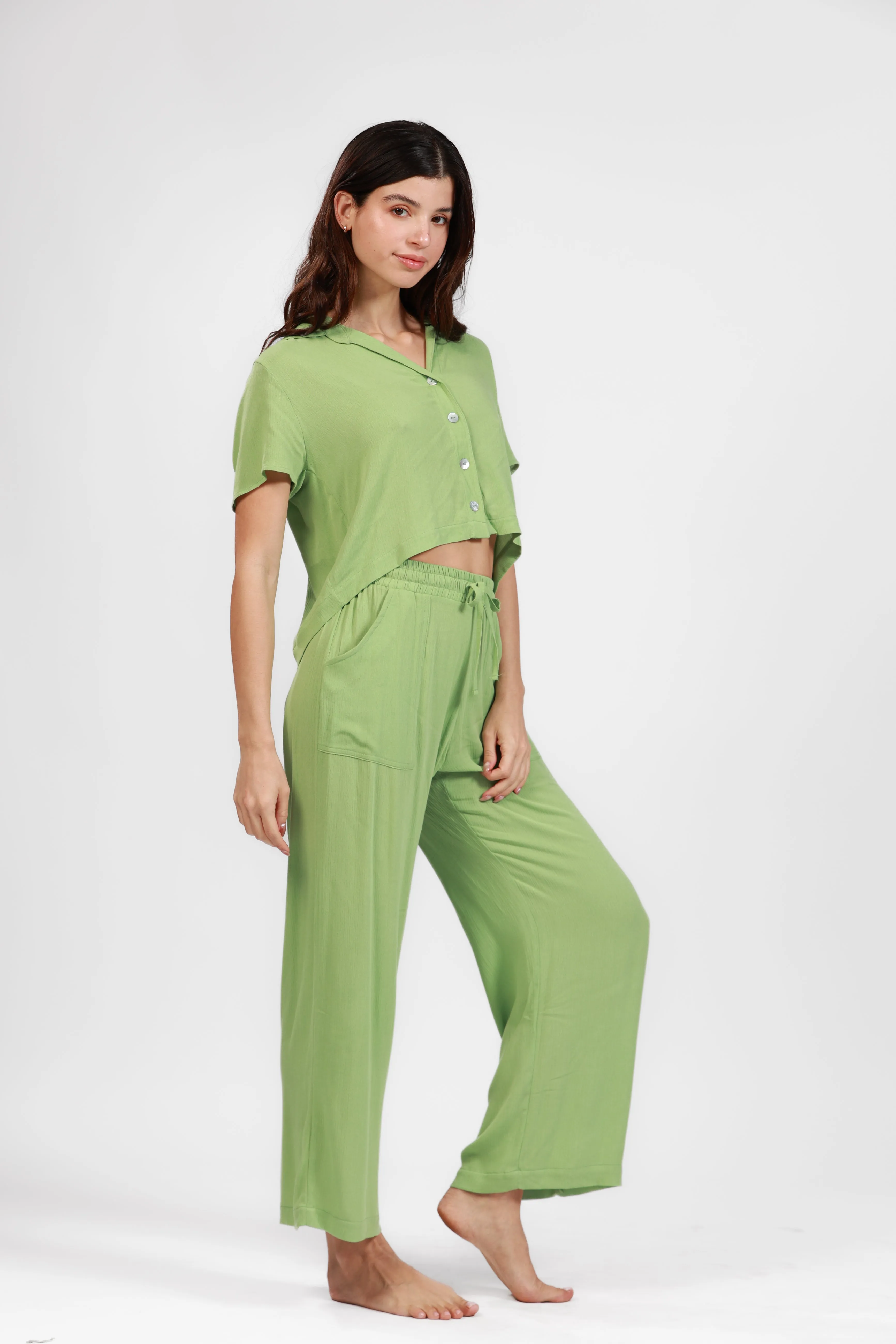 BALI GREEN CROP SHIRT