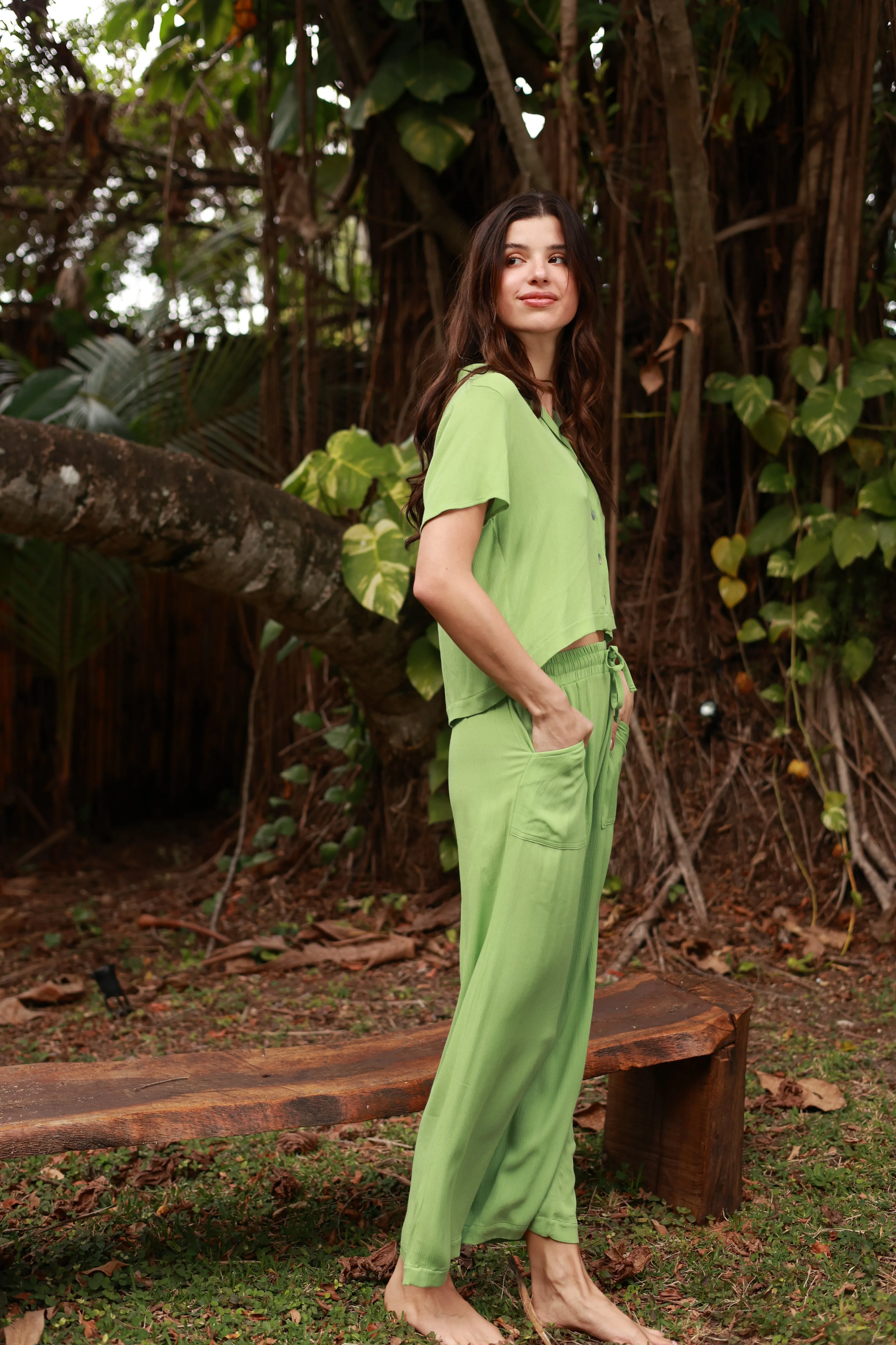 BALI GREEN CROP SHIRT