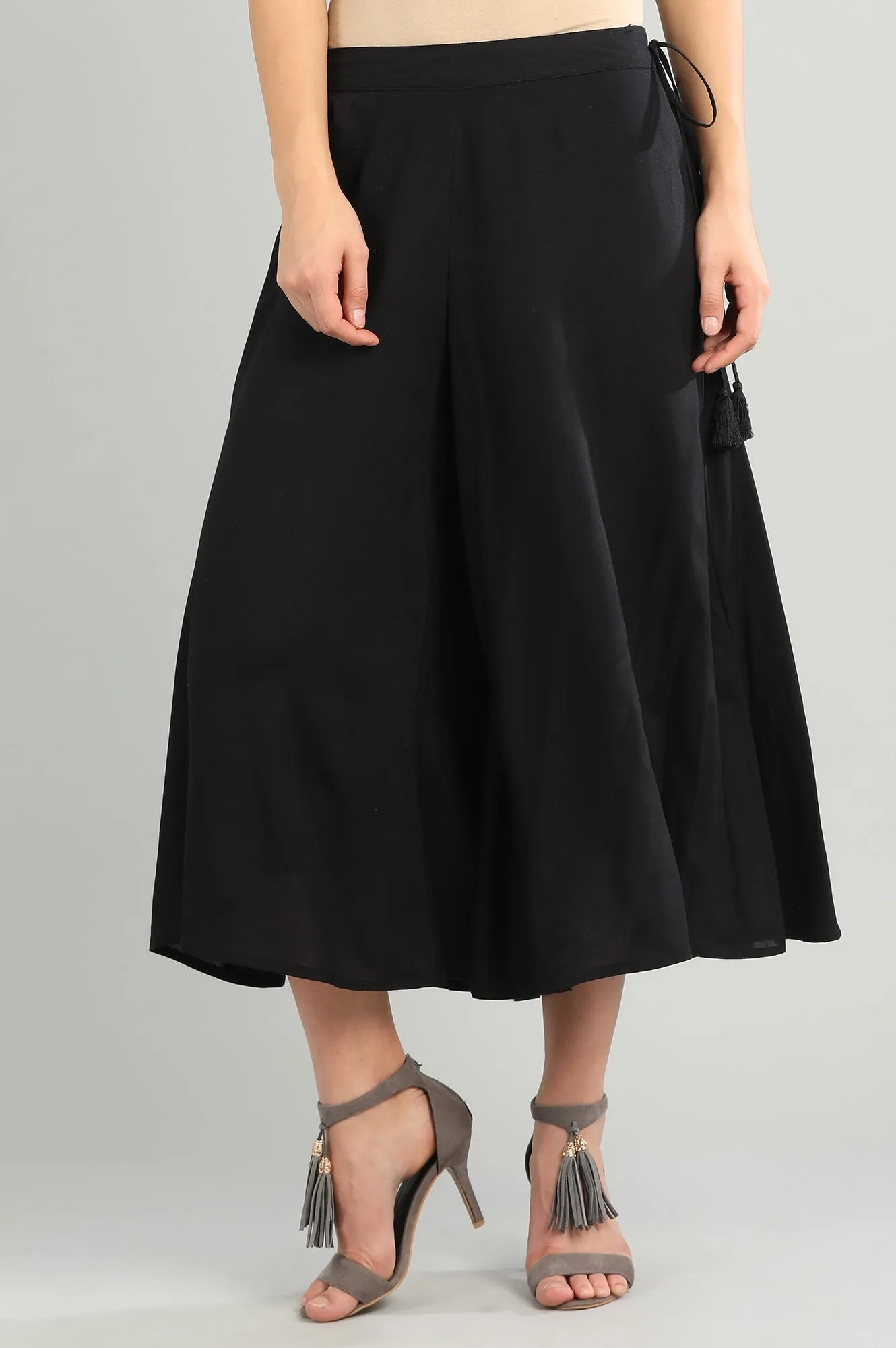 Black Solid Culottes