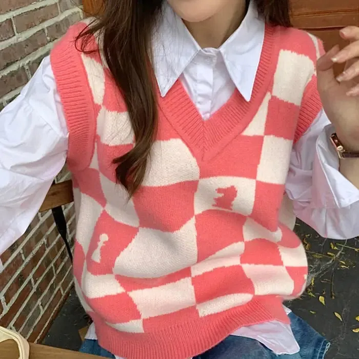 Chess Board Vest with Checkered Pattern and Ribbed Knit Trim