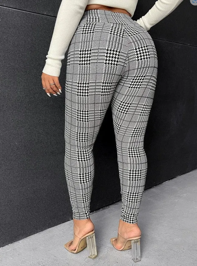 Curvy Glen Plaid Leggings