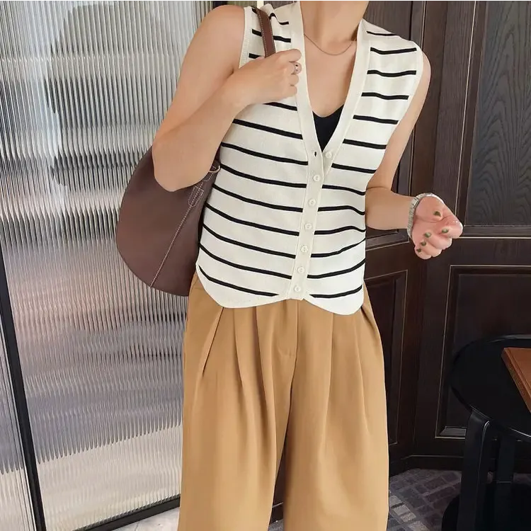 Cute French Style Y2K Button-Up Vest with Striped Design