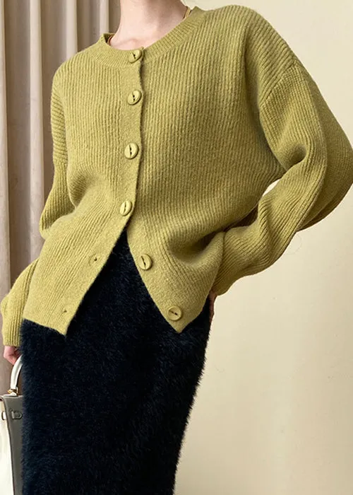 Gelbe kuschelige langärmelige Strickmäntel mit O-Ausschnitt