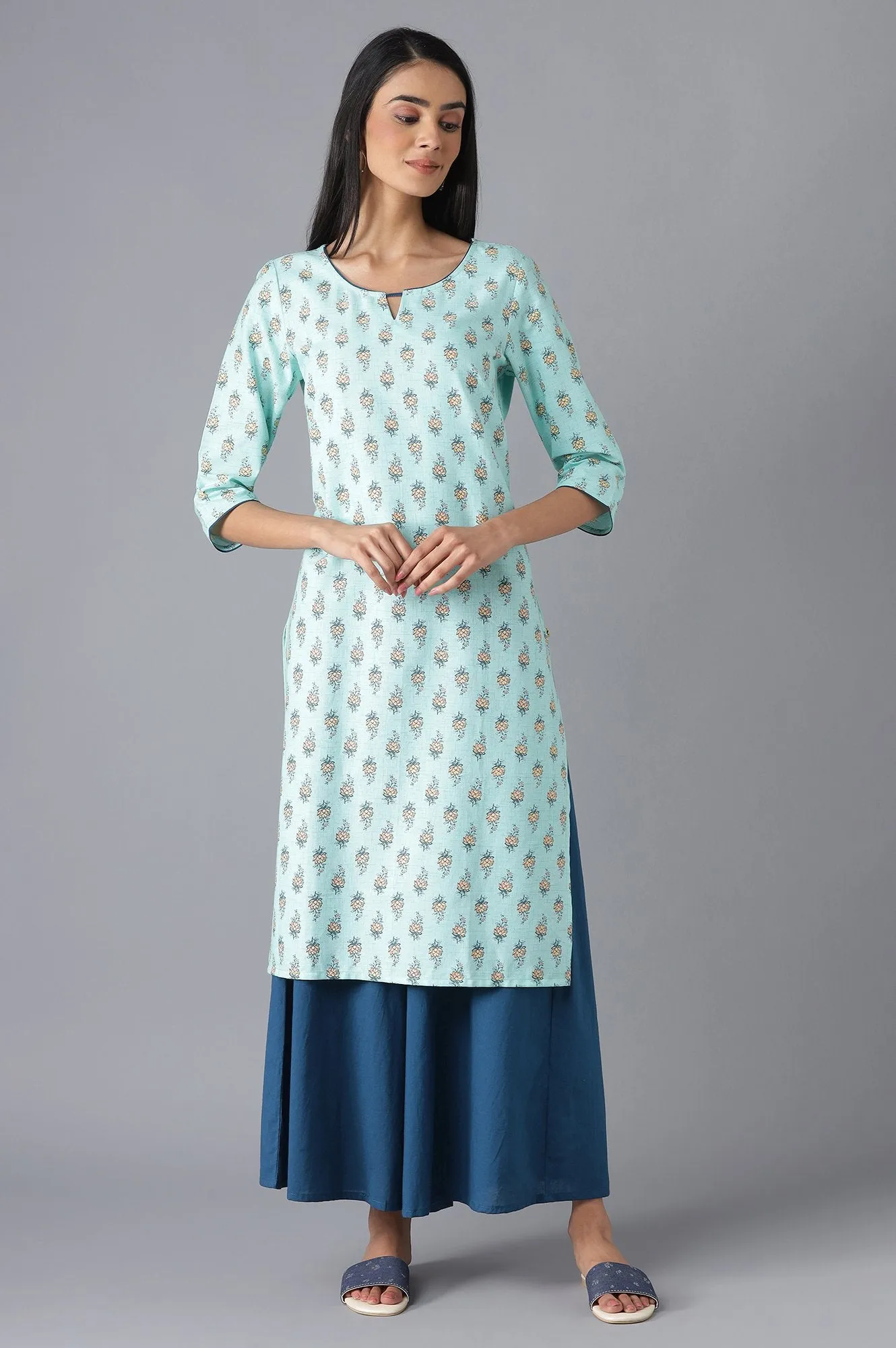Green Ethnic kurta with Culottes