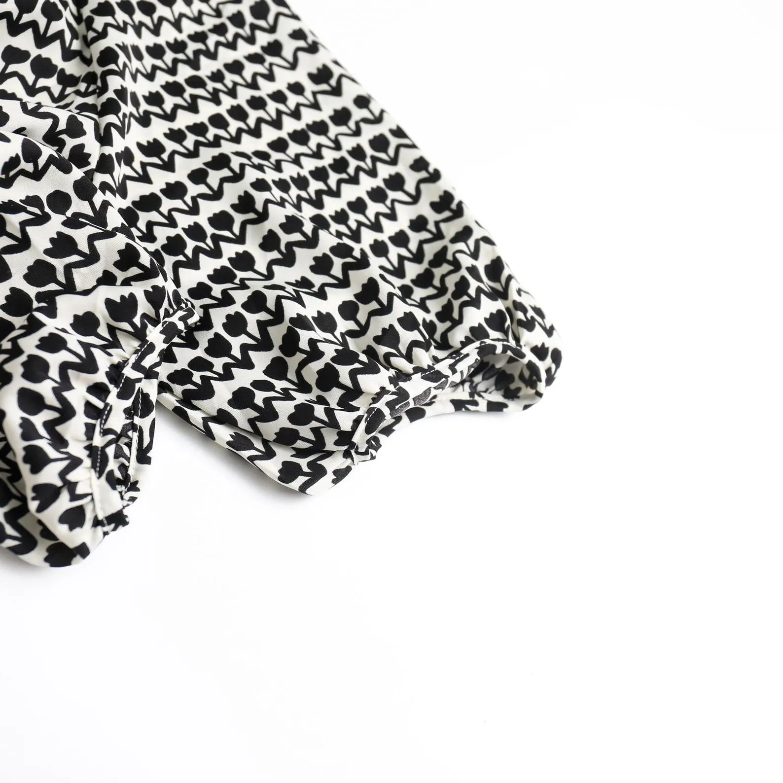 Houndstooth Printed French Mid-Length Chiffon Dress