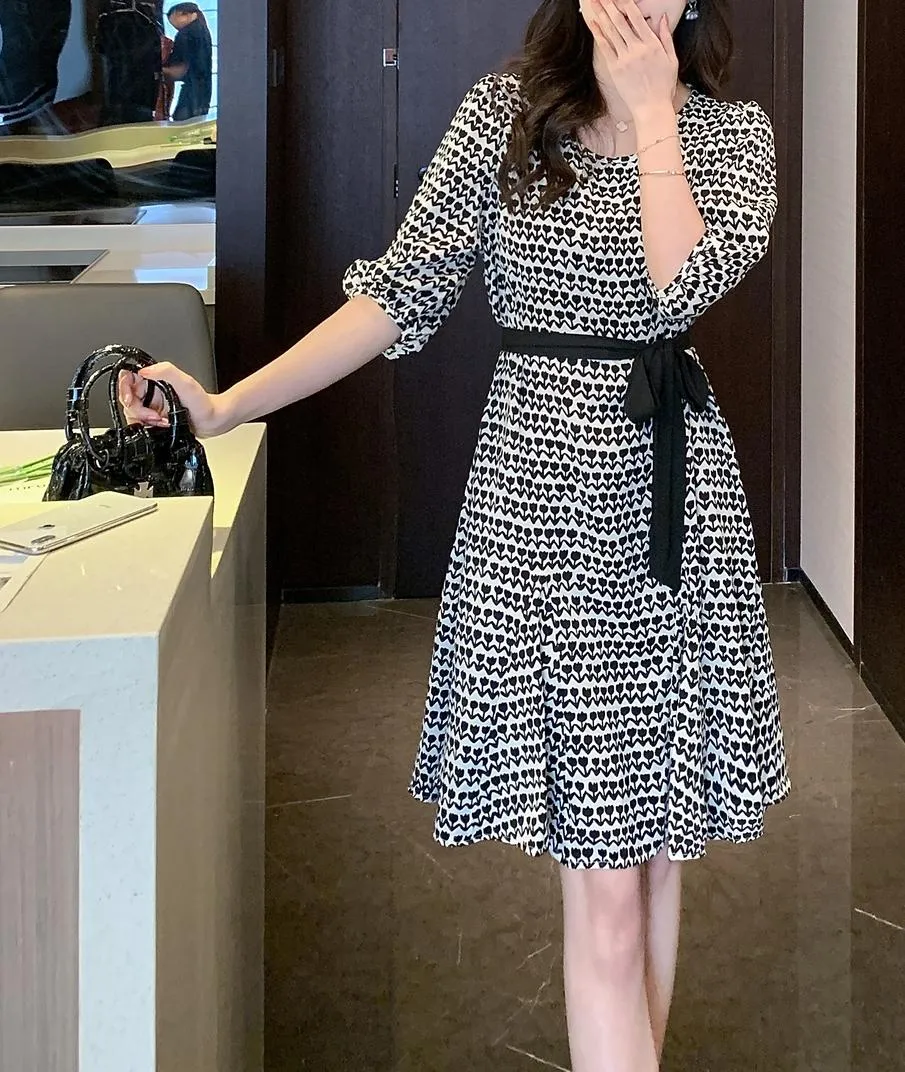 Houndstooth Printed French Mid-Length Chiffon Dress