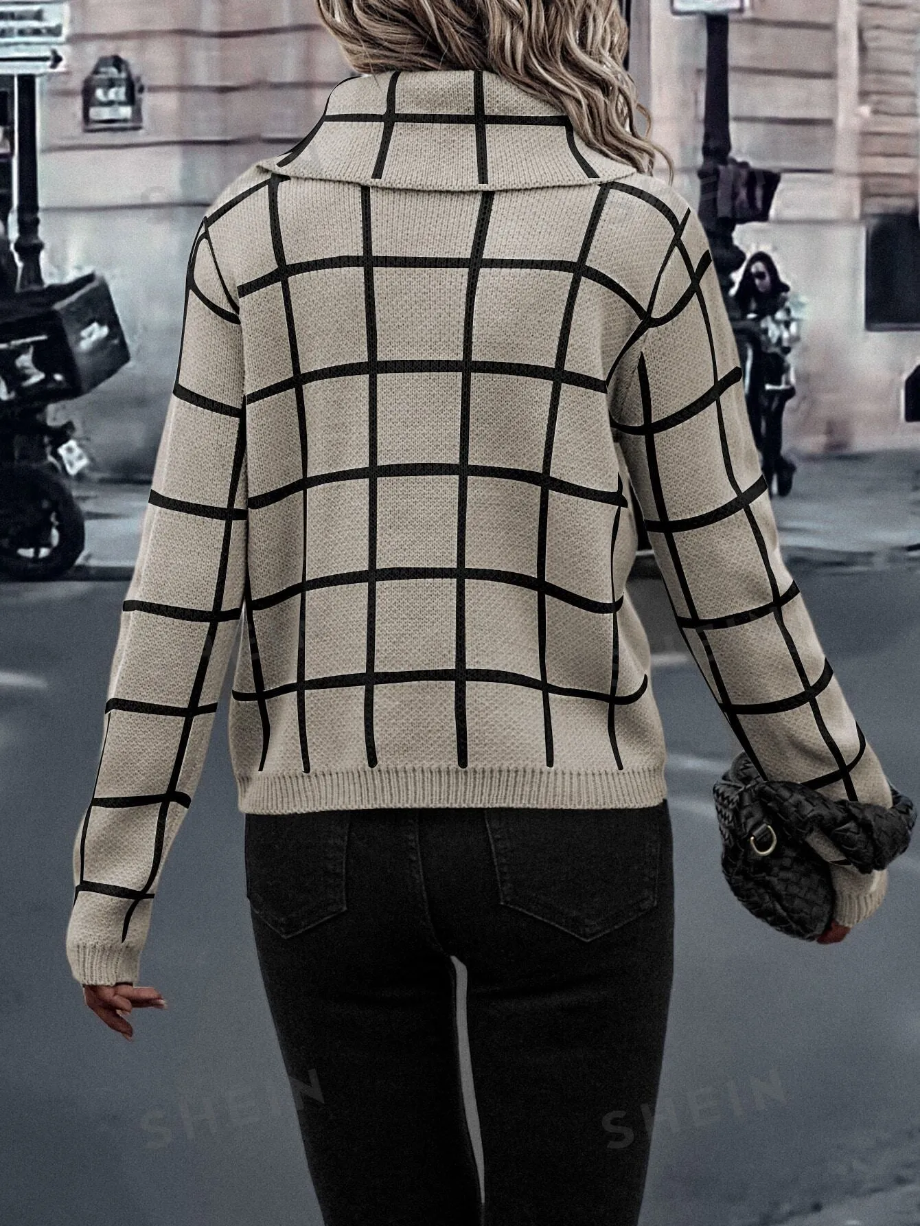 LUNE Plaid Pattern High Neck Sweater
