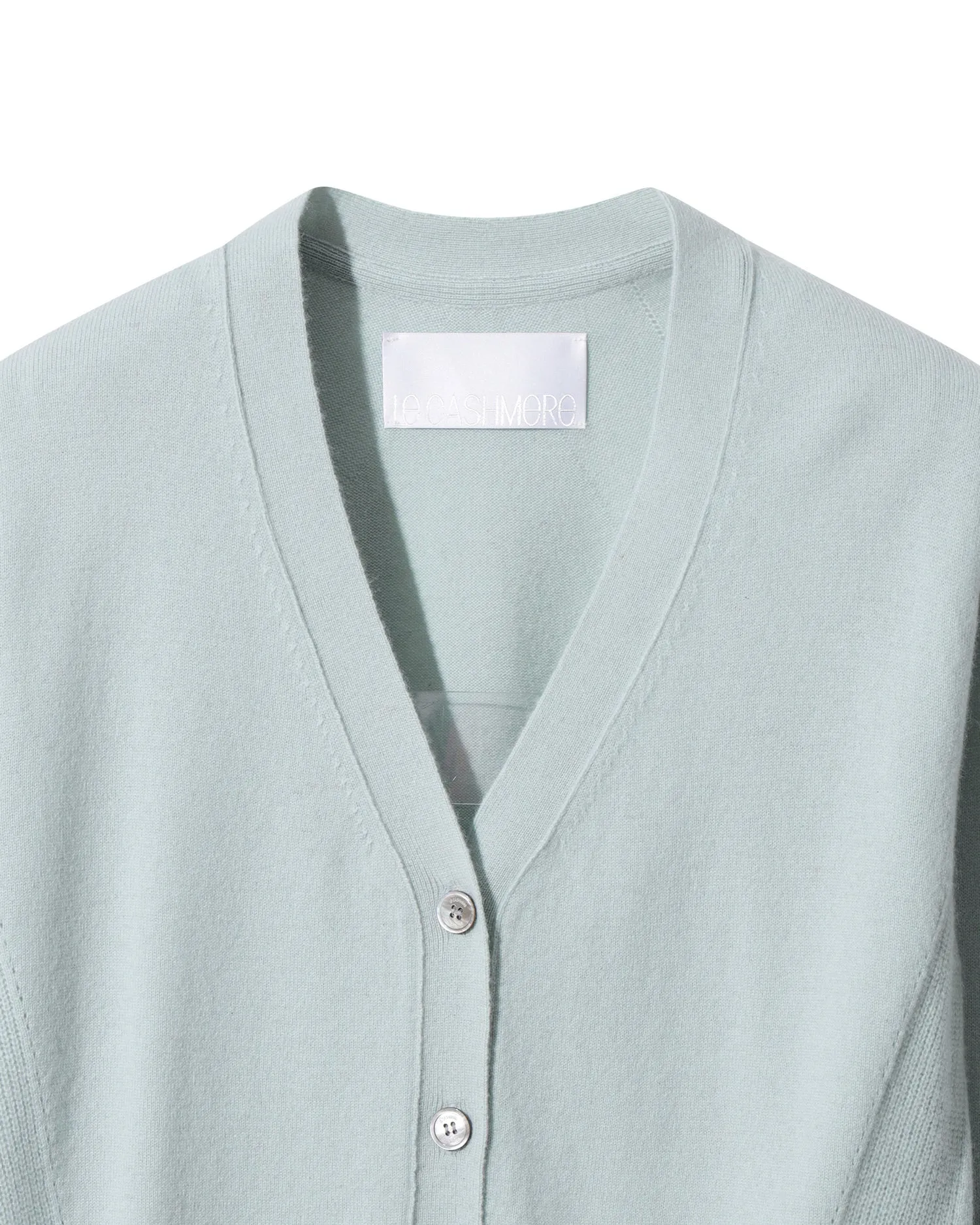 Men Essential V-neck Cardigan