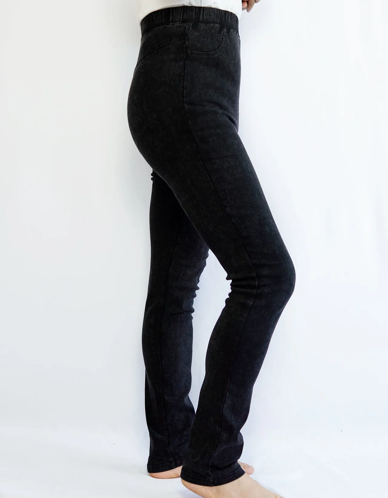 Merric Straight Leg Elastic Waist Stretch Pants