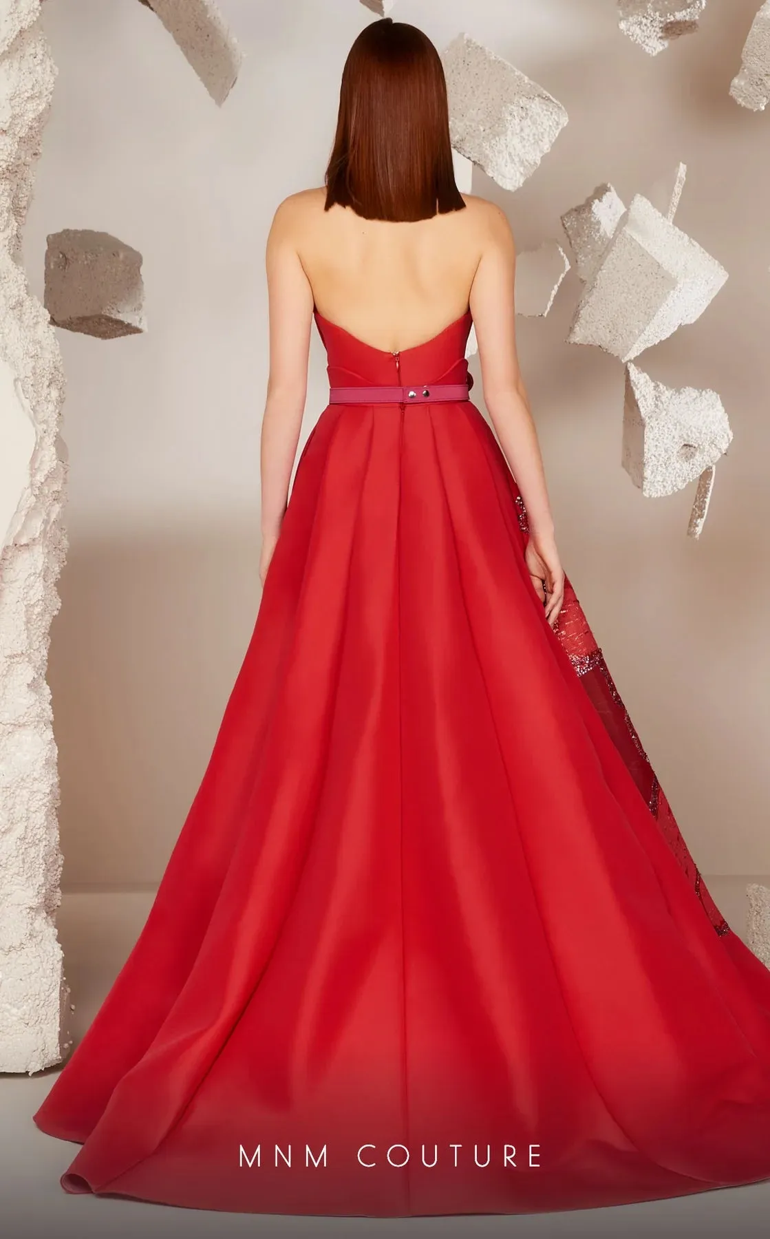MNM COUTURE E0013