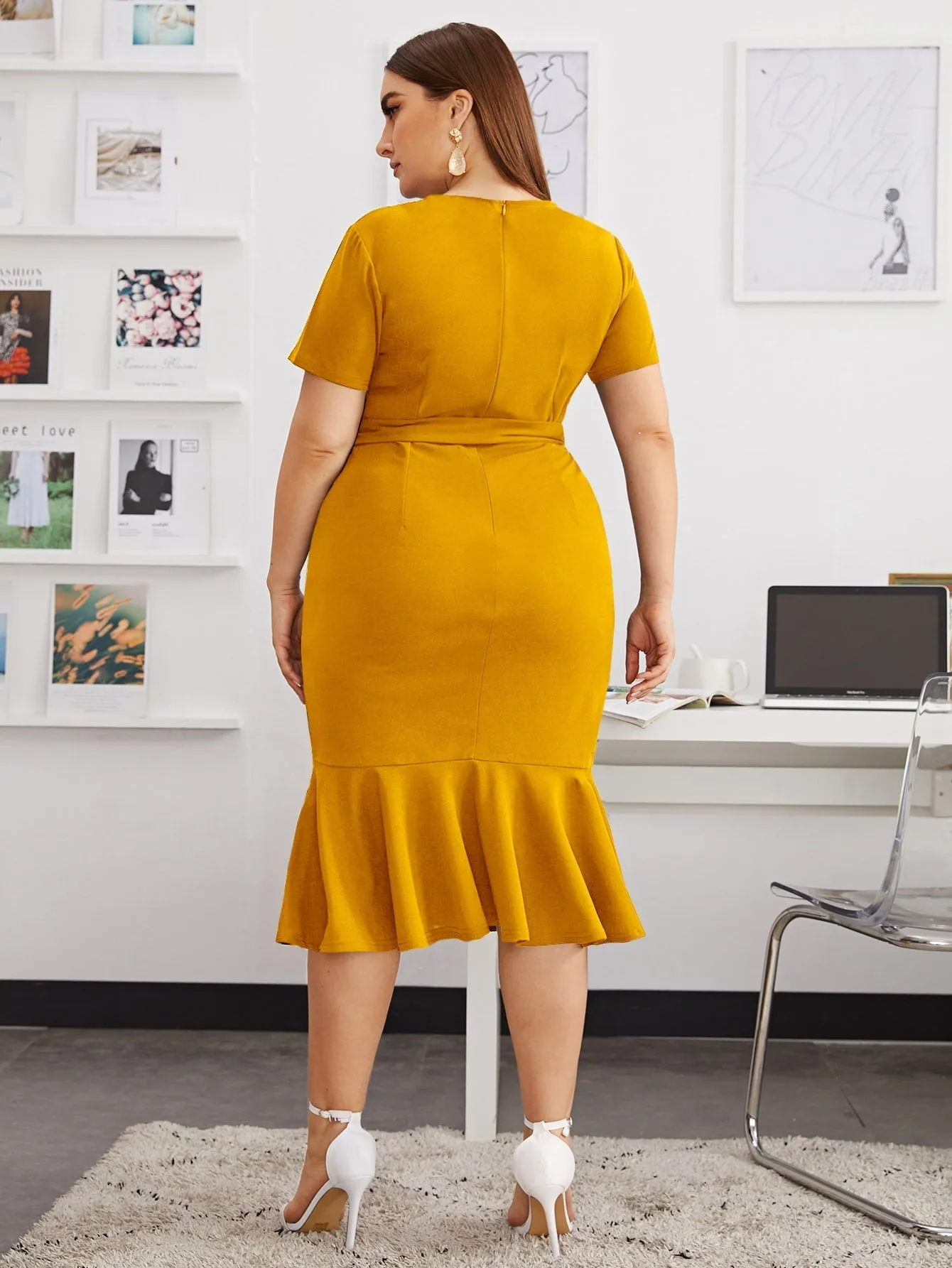 Modely Plus Size Button Front Mermaid Hem Belted Dress