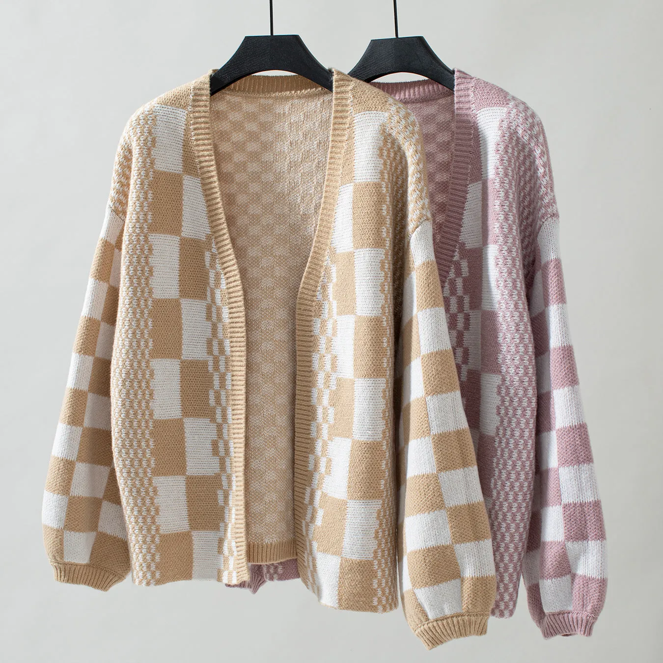 Relaxed-Fit Stylish Color-Blocked Cardigan for Women