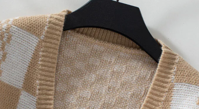 Relaxed-Fit Stylish Color-Blocked Cardigan for Women