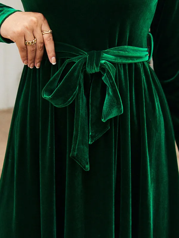 Velvet Maxi Dress with Belted Waist and Long Sleeves
